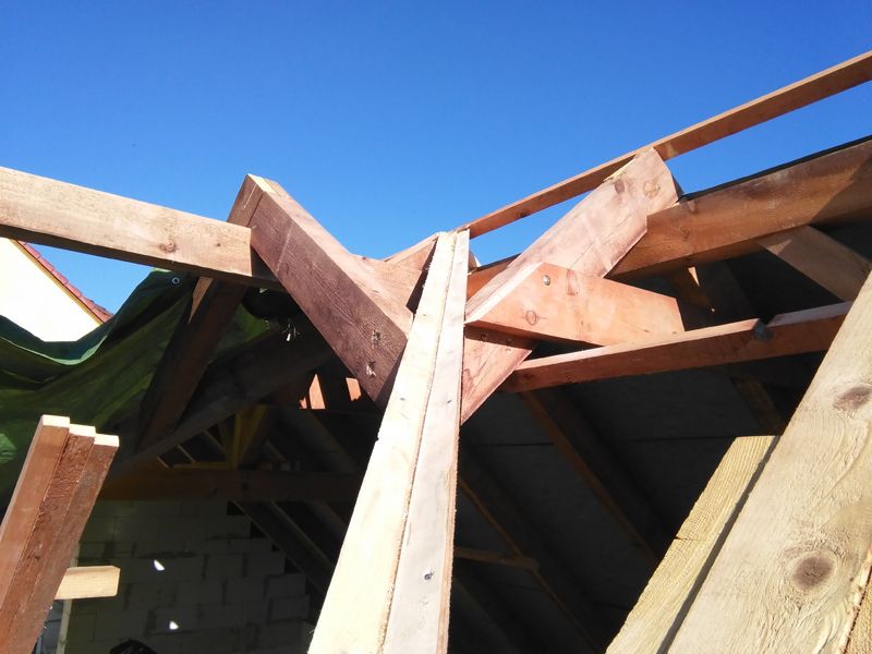 Realizace střechy na rodinný dům v Modřanech